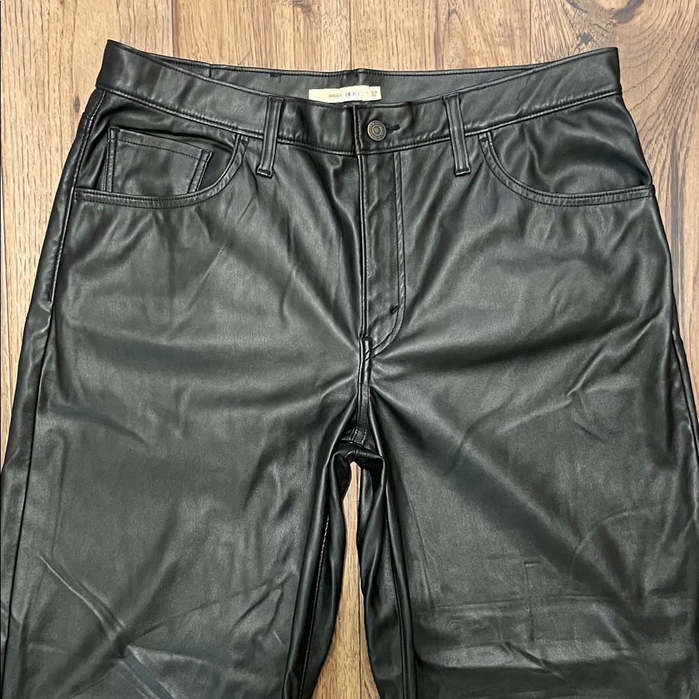 Levi's Baggy Leather Pants in Faux Black Leather, 32 - Picture 13 of 15